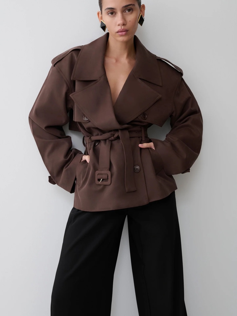 Cropped Brown Trench Jacket with Shorts